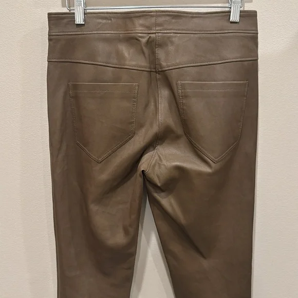 Brunello Cucinelli Pants - Picture 9 of 9